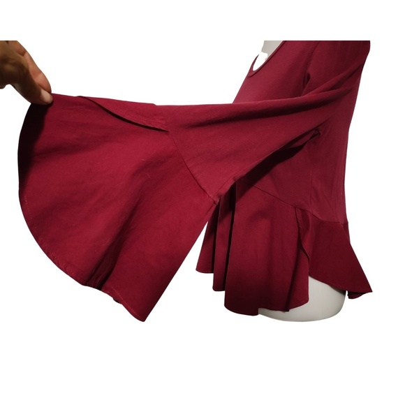 Guest Editor Maroon Bell Sleeve Peplum Top - Picture 6 of 11
